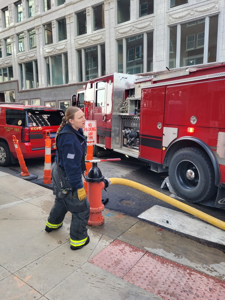 KCMOFireDept's tweet photo. A properly maintained &amp; operational standpipe system is a critical life safety feature in a highrise building.
Crews perform regular training to locate connections, manage water pressures, stretch hose lines, and adapt when conditions change, or systems don’t perform as expected. https://t.co/TF9bnt37Xe