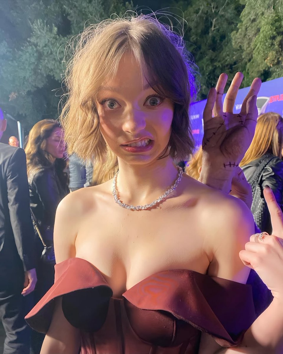 𝙀𝙢𝙢𝙖𝙬𝙤𝙡𝙛𝙯𝙯 🐺🤍 tweet media