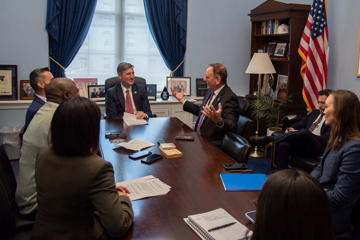 Rep. Greg Stanton tweet media