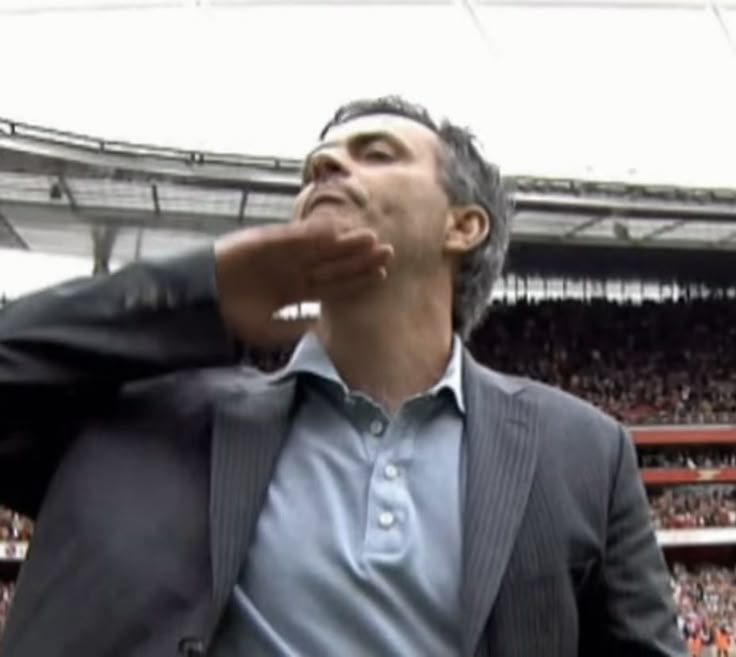LMVVS_'s tweet photo. @TheHateCentral Barca after half time https://t.co/Sy2fLj7vlJ