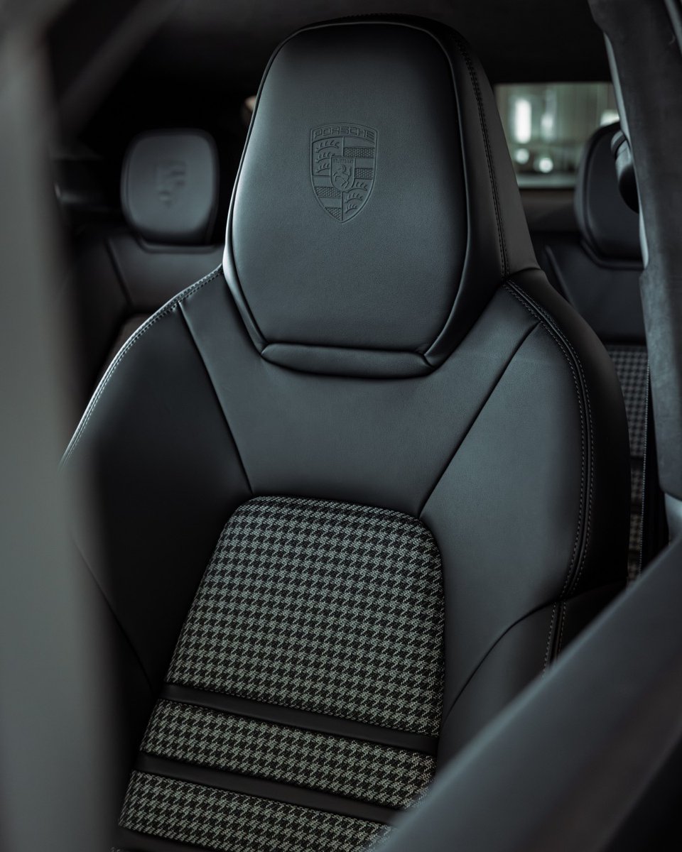 PorscheRiversid's tweet image. Fun for the whole family. The 2026 Cayenne GTS.😍
#porscheriverside #riversideporsche #porscheusa #porschedealer #porscheexperience #riverside #inlandempire #porschelife #luxurycars #performance #porschelove #porscheclub #porsche #porscheturbo