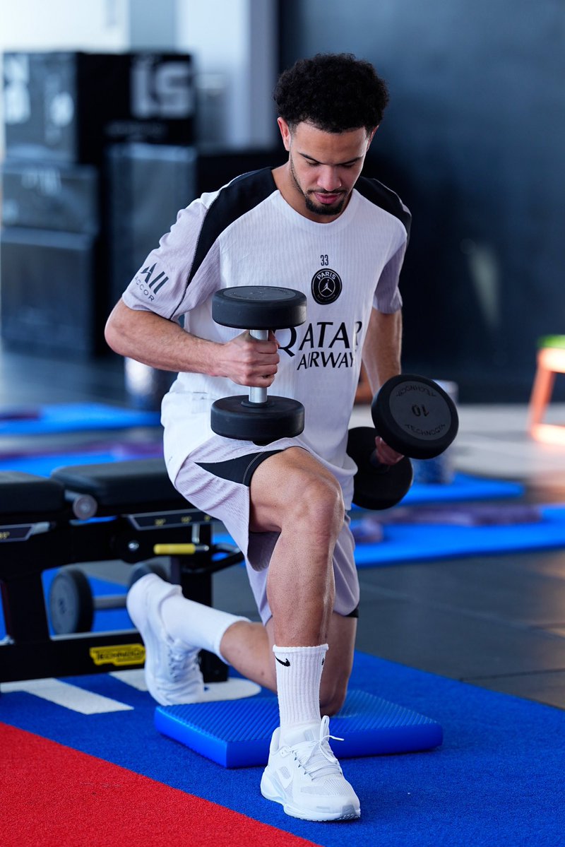 Paris Saint-Germain tweet media