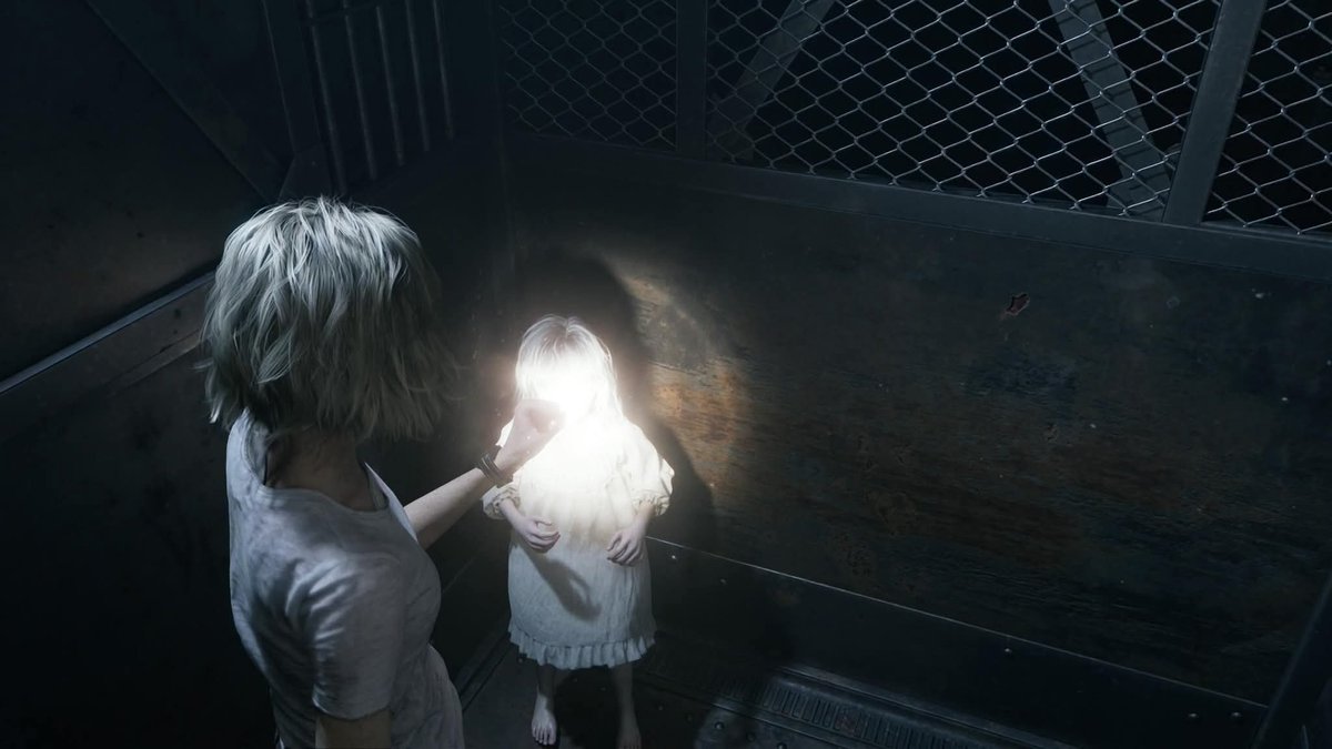 IrvingBernstein's tweet photo. Emily: soy ciega 
Yo: a ver 😆
#Residentevilrequiem https://t.co/eAlDG2Xk0A