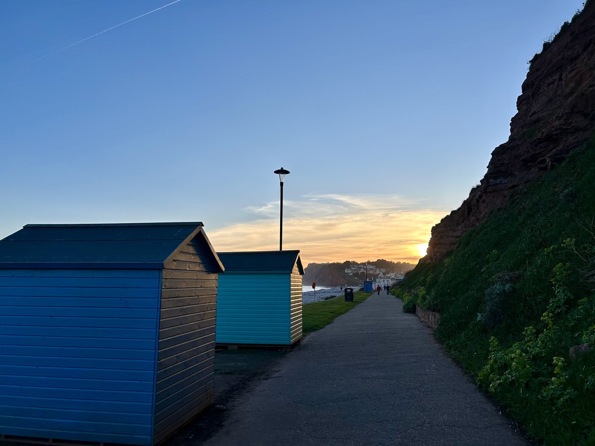 LorraineInglisD's tweet image. A sunny day just makes everything better!☀️🌊

#waterwednesday #photography #Devon #Spring #nature #budleigh #10minutesfromhome #ThePhotoHour