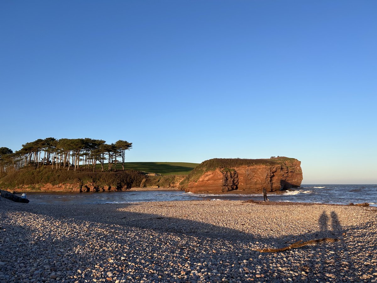 LorraineInglisD's tweet image. A sunny day just makes everything better!☀️🌊

#waterwednesday #photography #Devon #Spring #nature #budleigh #10minutesfromhome #ThePhotoHour