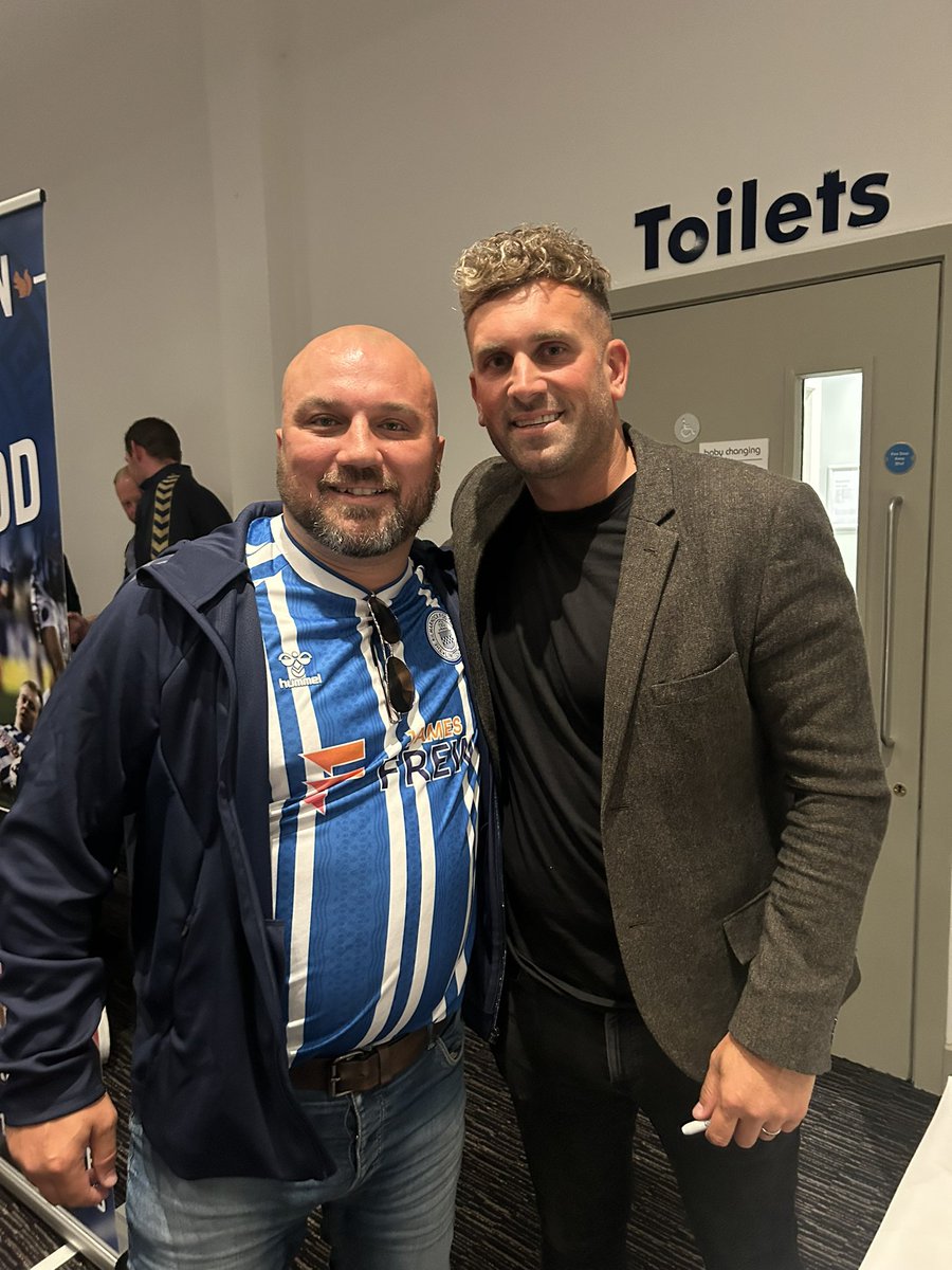 Martin Wall tweet media