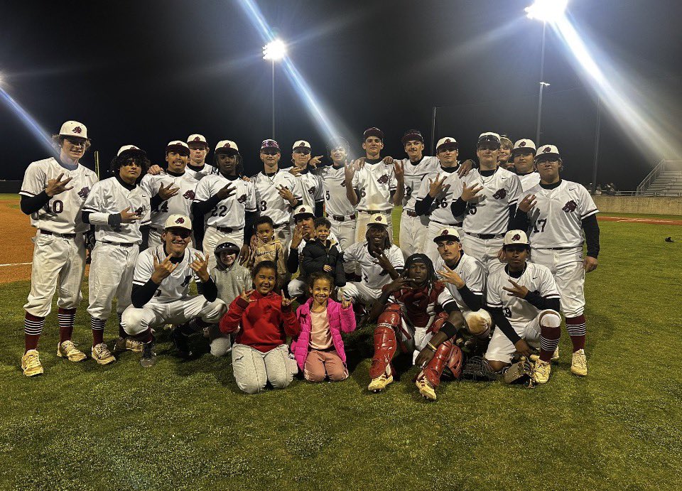 WeissAthleticBooster tweet media