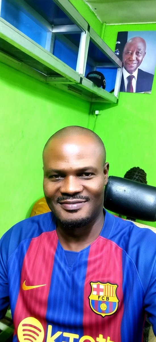 Master prince🇱🇷 tweet media