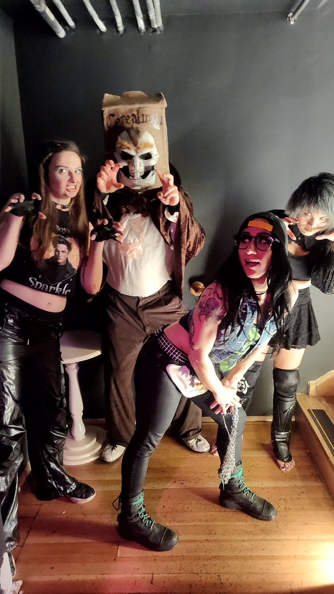 Ref Brie Montoya tweet media