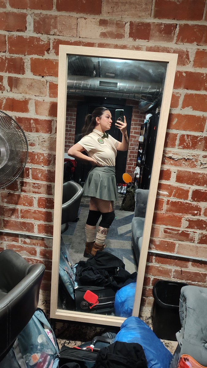 Ref Brie Montoya tweet media