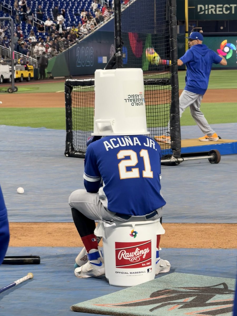 out of context baseball tweet media