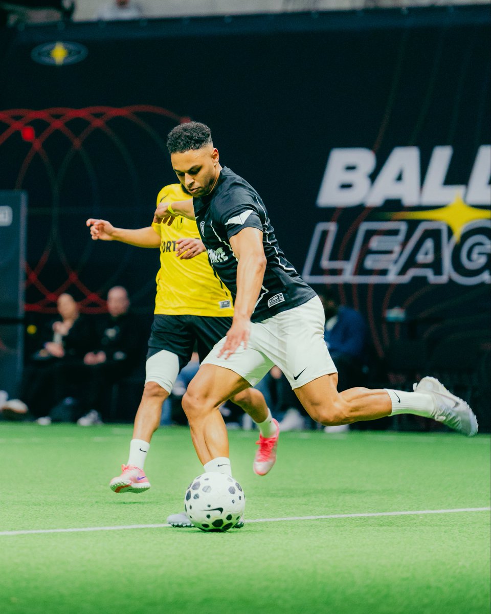 ℂ𝕒𝕝𝕝𝕦𝕞 ℂ𝕙𝕒𝕣𝕝𝕥𝕠𝕟 tweet media