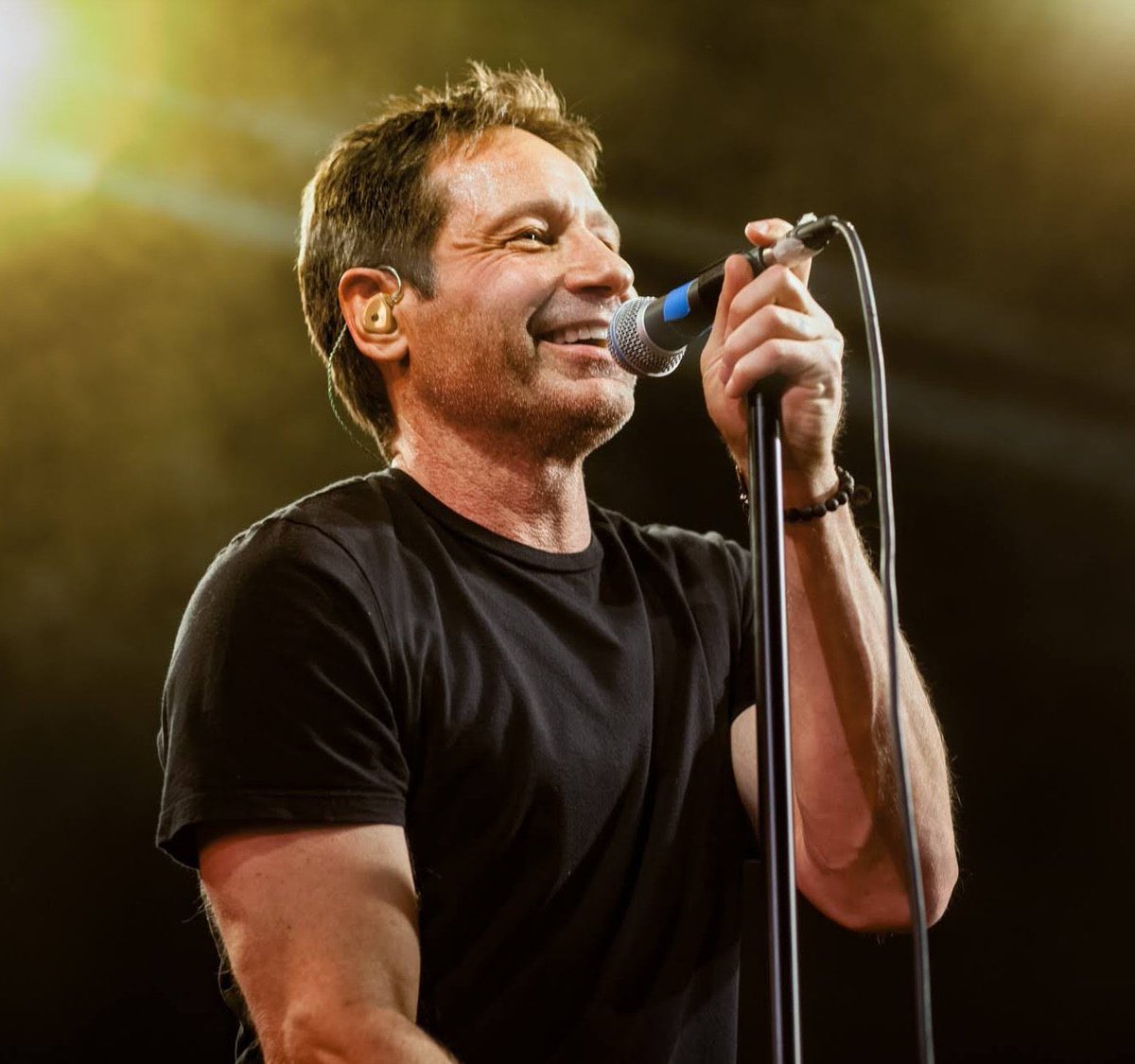 😍4DavidDuchovny tweet media