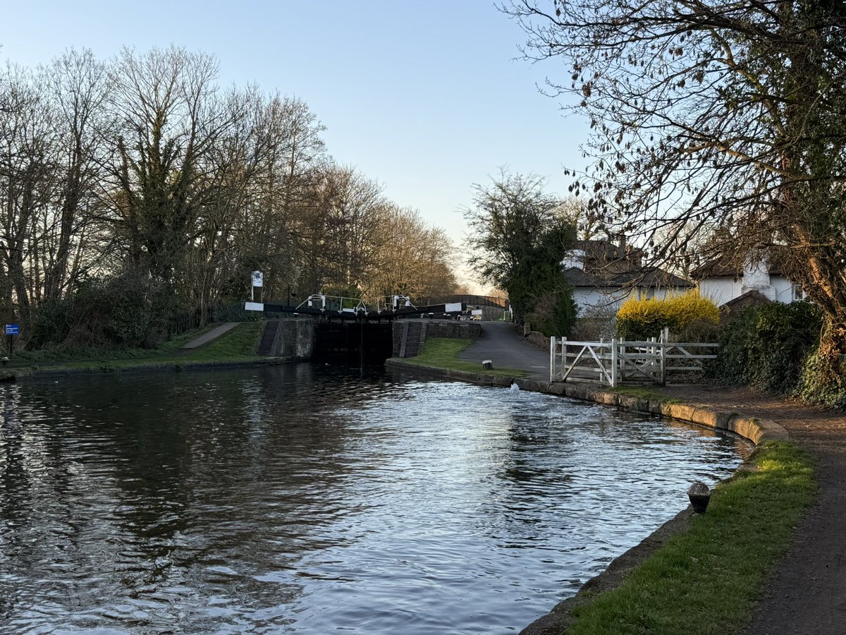johna_wright's tweet photo. Another evening walk. There has to be some benefits to being away. https://t.co/DGMKemTipa