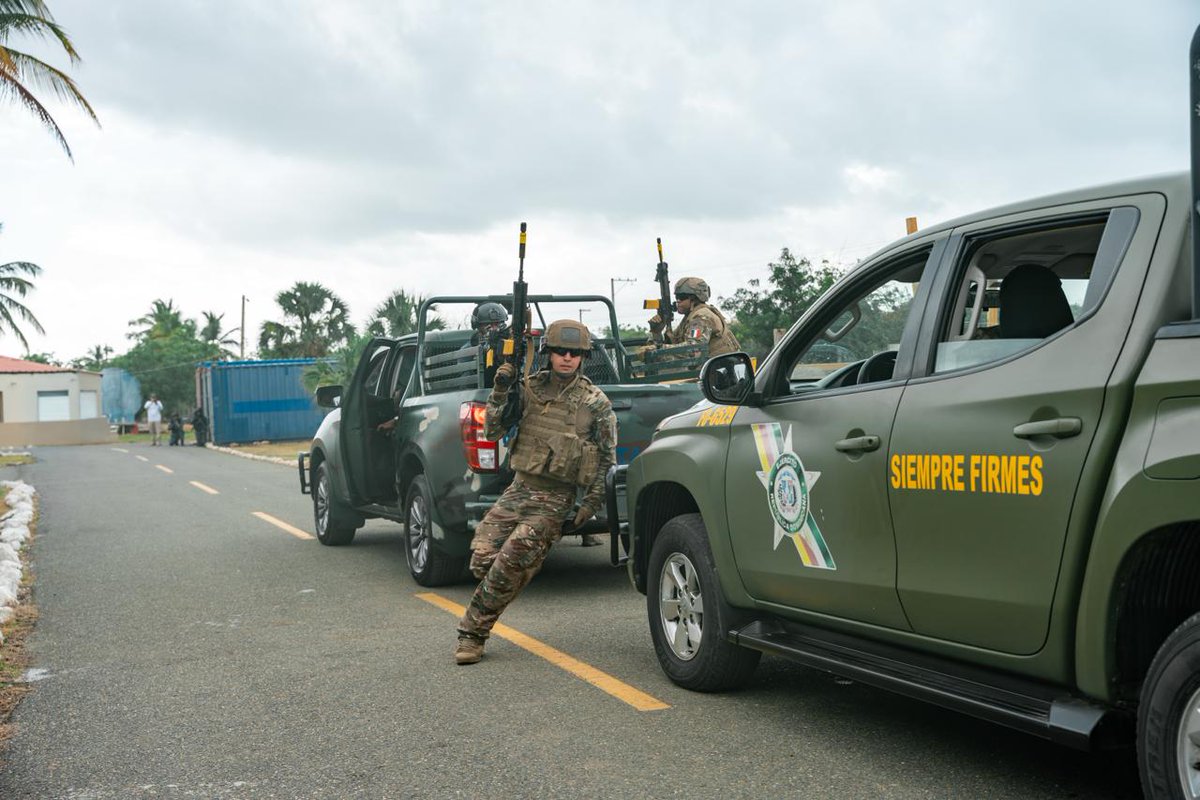 MinisterioDefensaRD tweet media