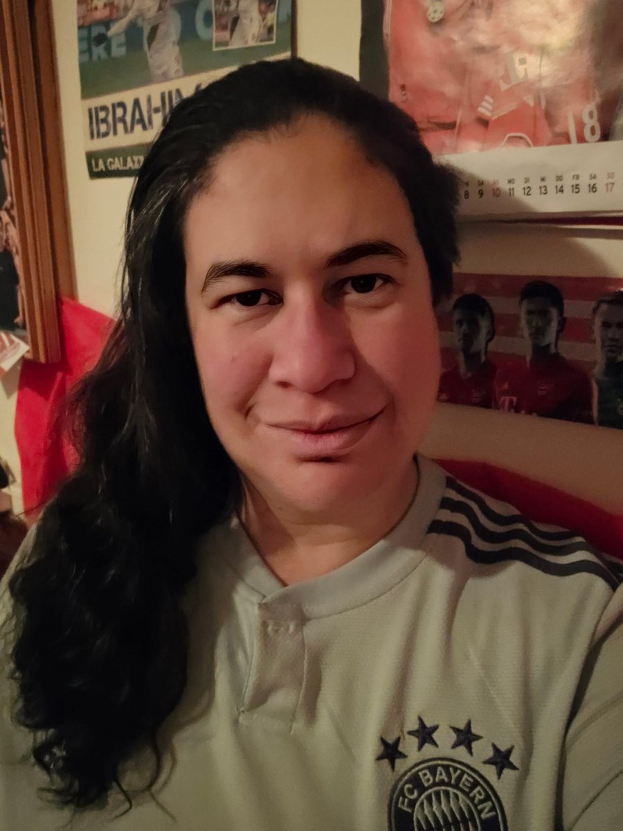 Bayern Red Ladies tweet media