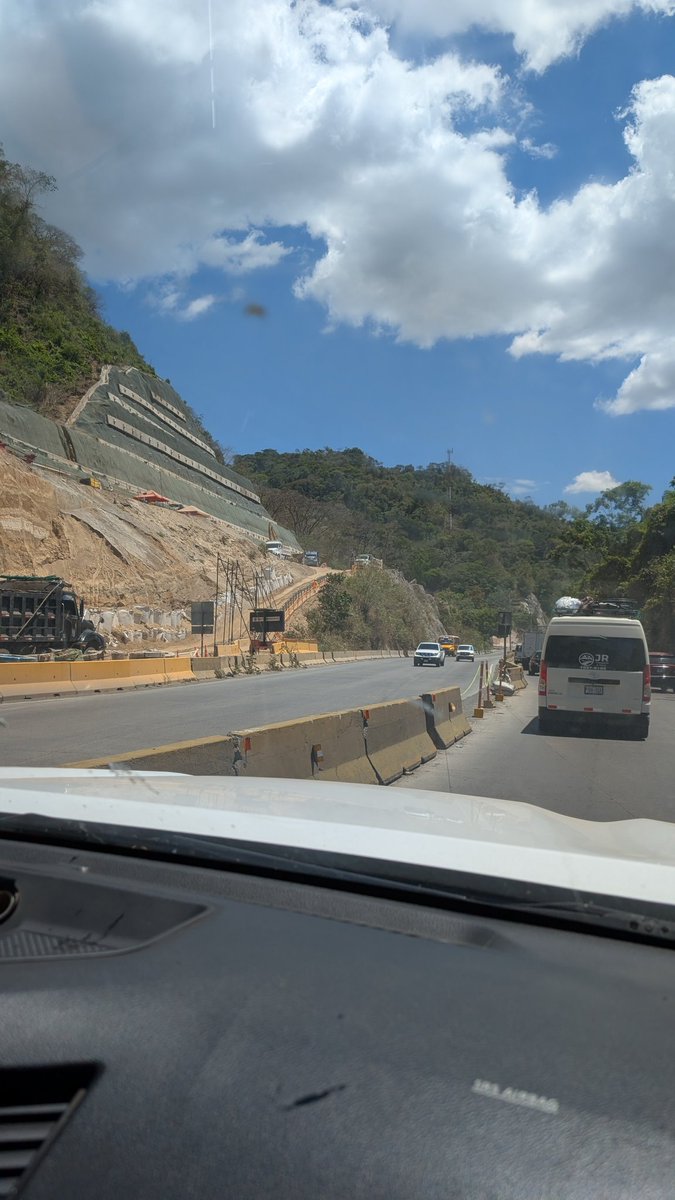 My Latin Life 🌴 tweet media