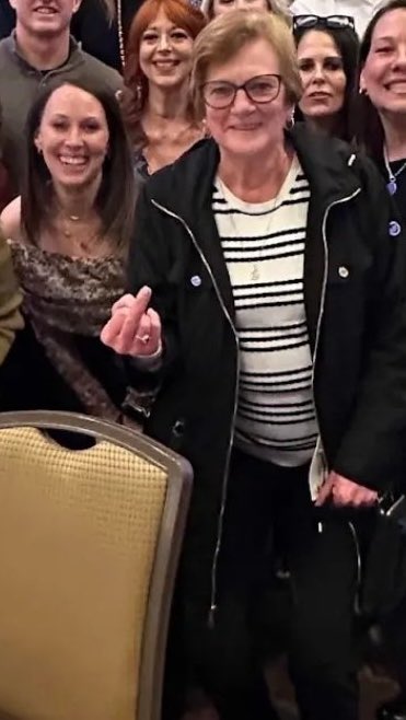 Sir Thomas A. Wade 😂 tweet media