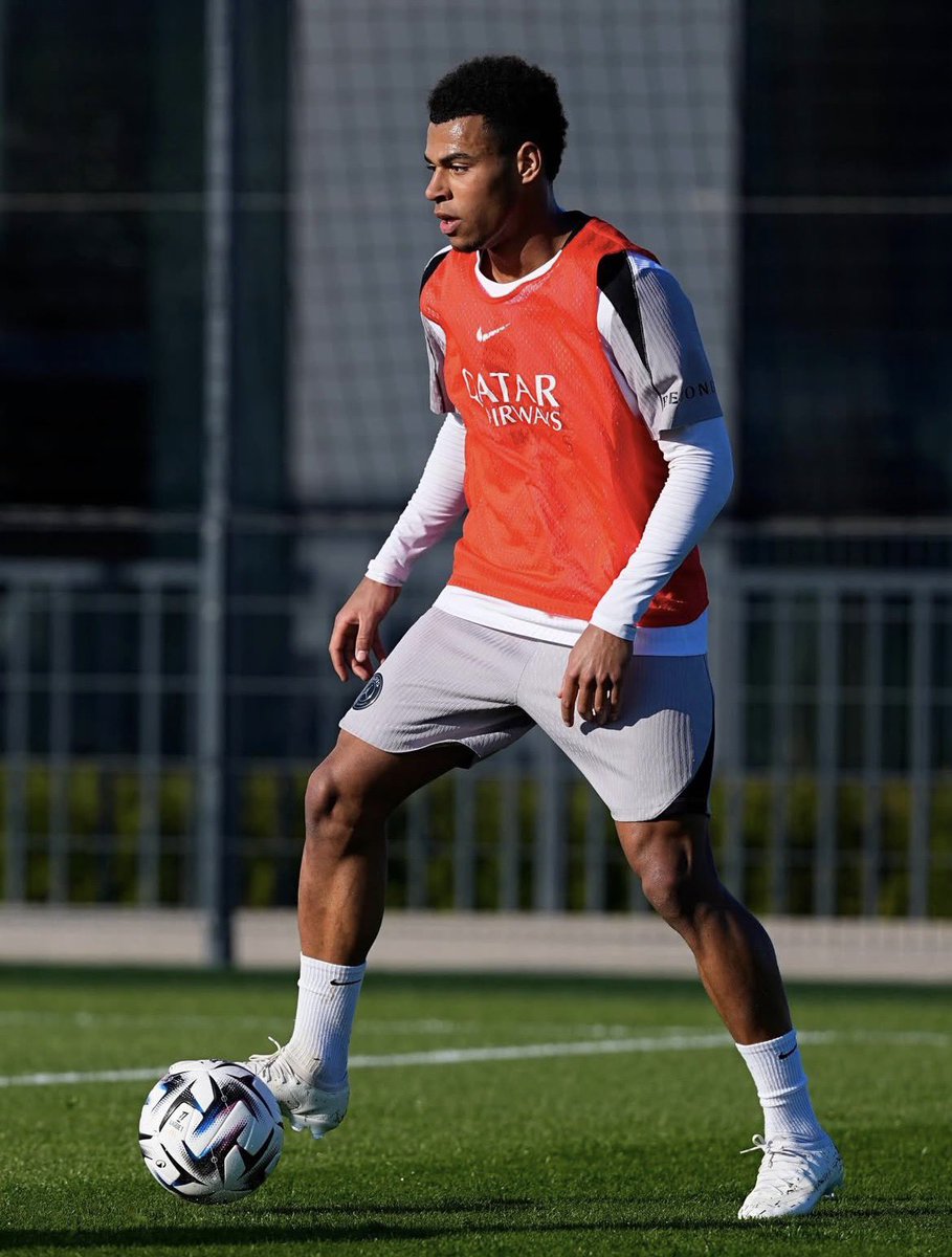 MEGA PSG 🇵🇸 tweet media