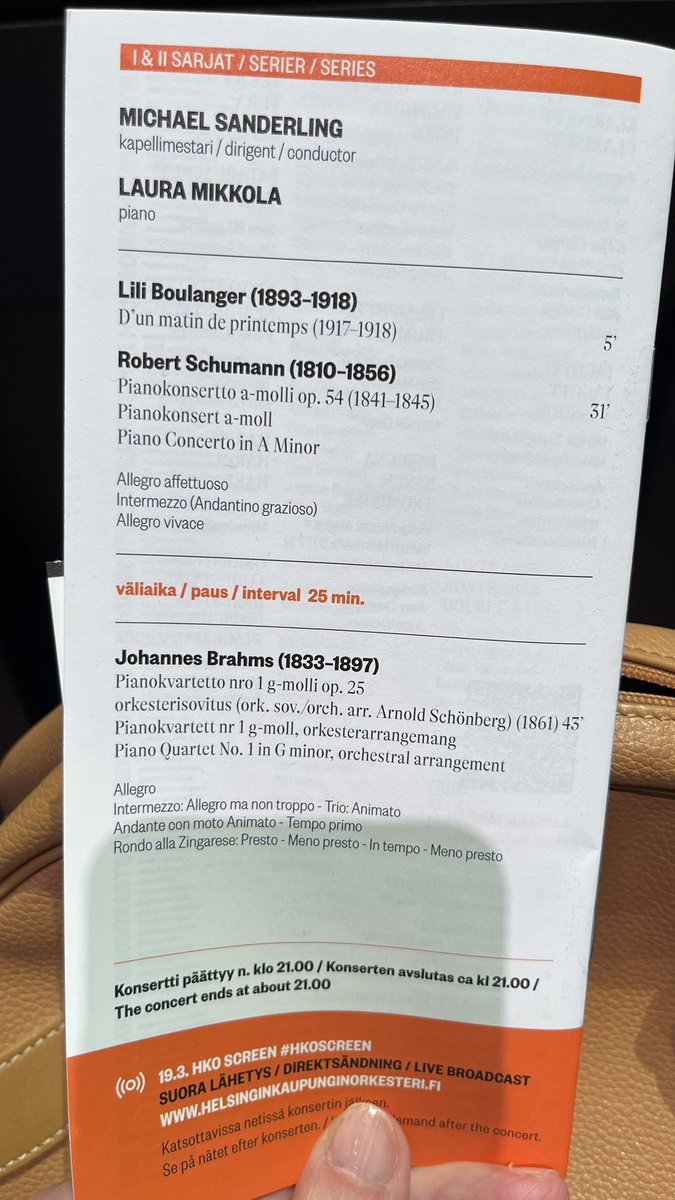 pala0002's tweet photo. Taas hieno #HKO konsertti Musiikkitalossa. Solisti oli vaihtunut mutta ei haitannut. Ja Brahmsin pianokonsertto oli orkesteterisovituksena hengästyttävän upea! Kiitos taas seurasta @LindenA_S Anna-Stina! https://t.co/w935gNL92d