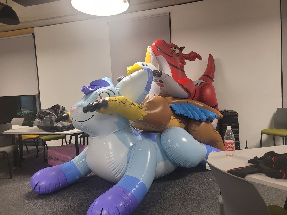 Rinz / Prisma 🔜 Confuzzled 2026 tweet media