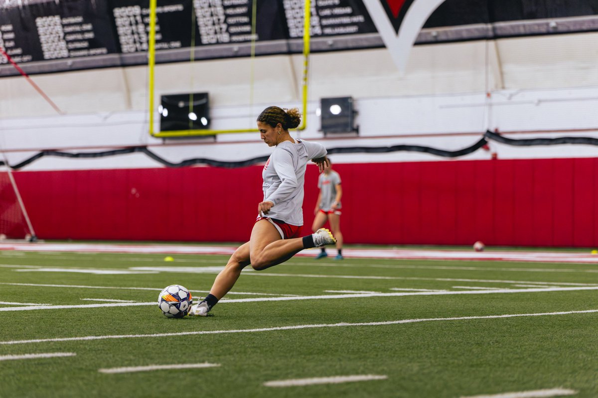 BadgerWSoccer's tweet photo. The work never stops 😤

#OnWisconsin https://t.co/sicKrJdgRH
