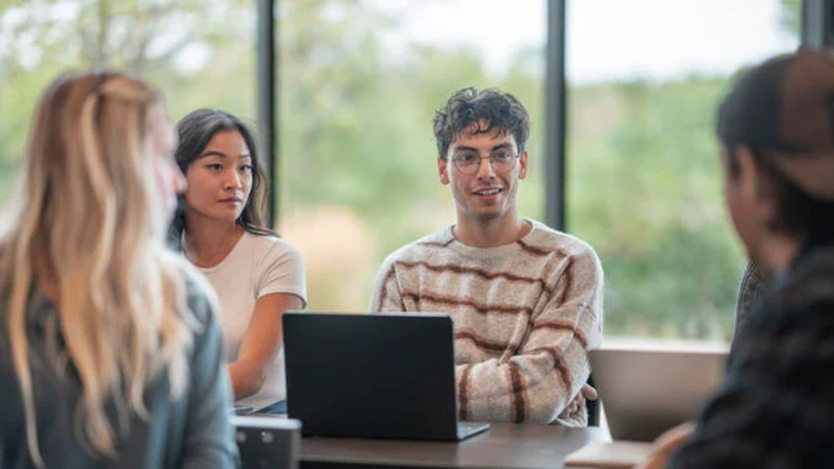 Inside Higher Ed tweet media