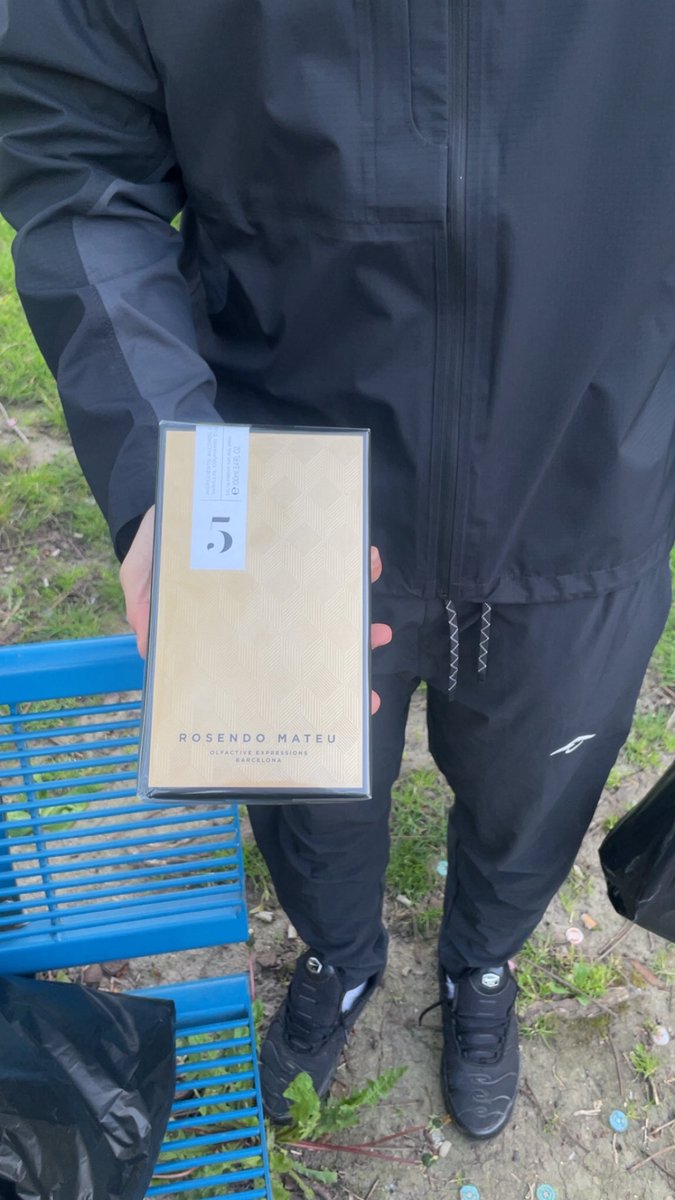 sk fragrance tweet media