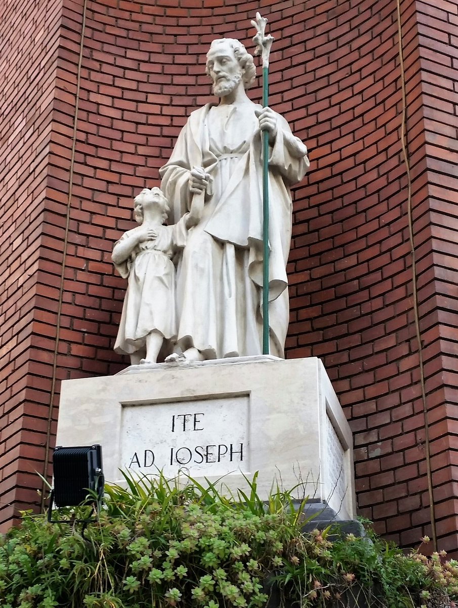 Charles, OFM Cap. tweet media