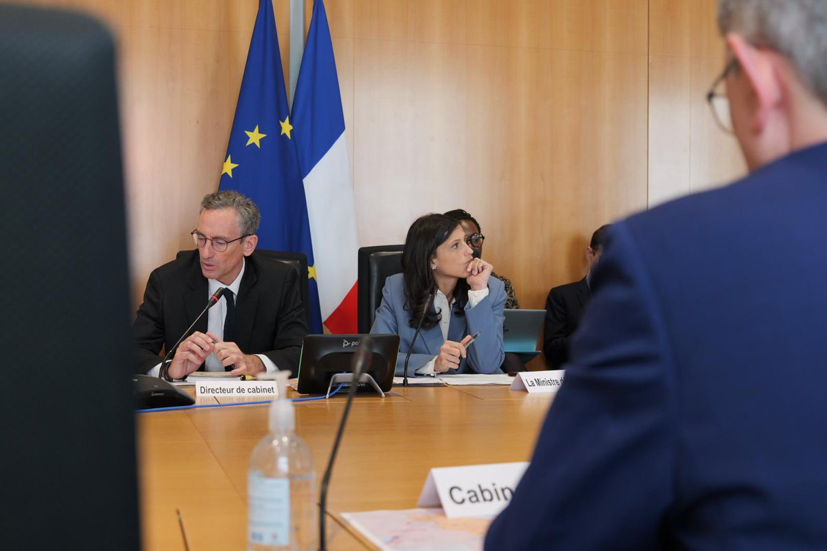 Éléonore Caroit tweet media