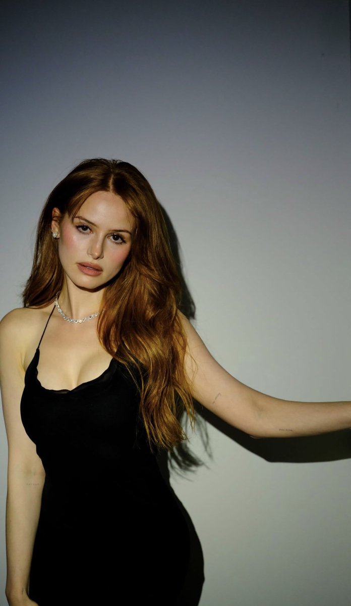 mads version’s 💋 tweet media