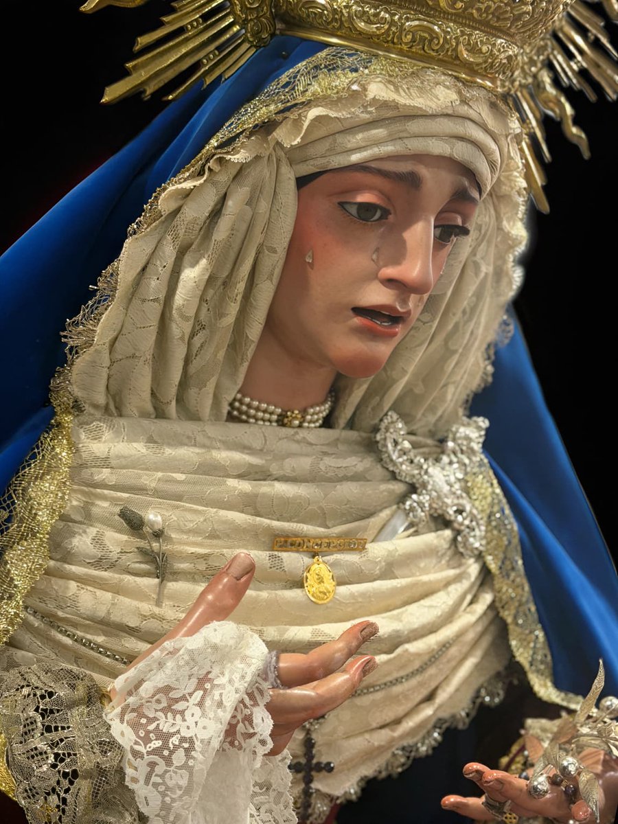 amoryconcepcion's tweet photo. Ya se encuentra María Santísima de la Concepción ataviada para los días grandes que se avecinan. 
#Écija #ElAmor #Concepción #ElOlivo https://t.co/P0iEXA2Z4j