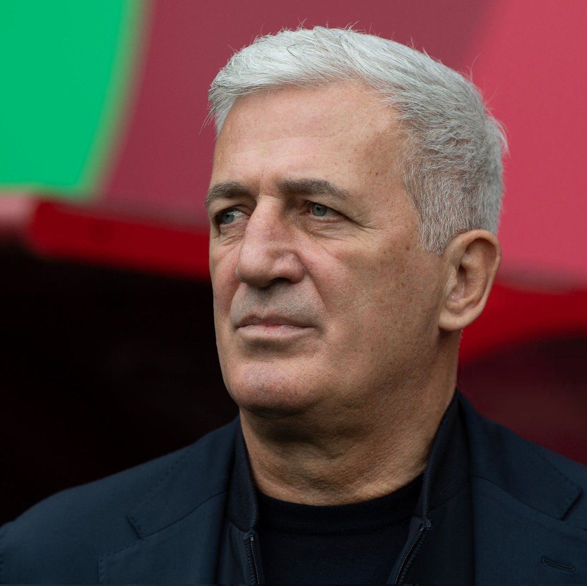 Mohamedyou85246's tweet photo. 🟢 Nouveau dans la liste de Vladimir Petković selon 🗞️@elheddaf1 :
🔴 Première convocation pour Achraf Abada et #Benbouali, avec le retour de #Chiakha et Titraoui chez #LesVerts 🇩🇿✅
🔴 Absence de Baghdad Bonadjah, #Zorgane et #Abdelli ❌
🔴 Aucun gardien local dans la liste ❌ https://t.co/EzLrO7wEER