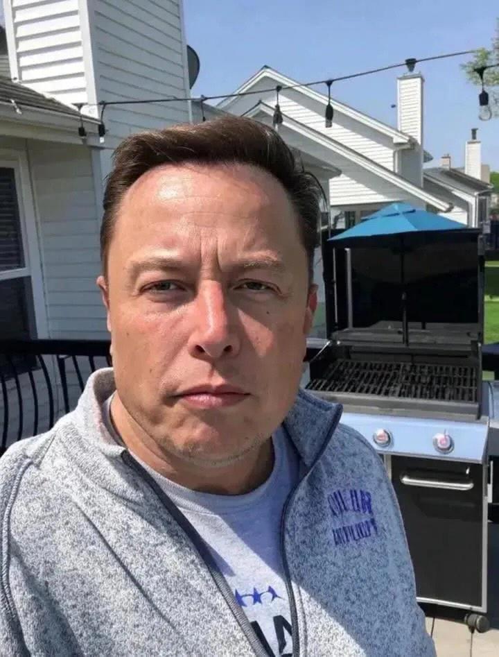 Elon Private chat tweet media