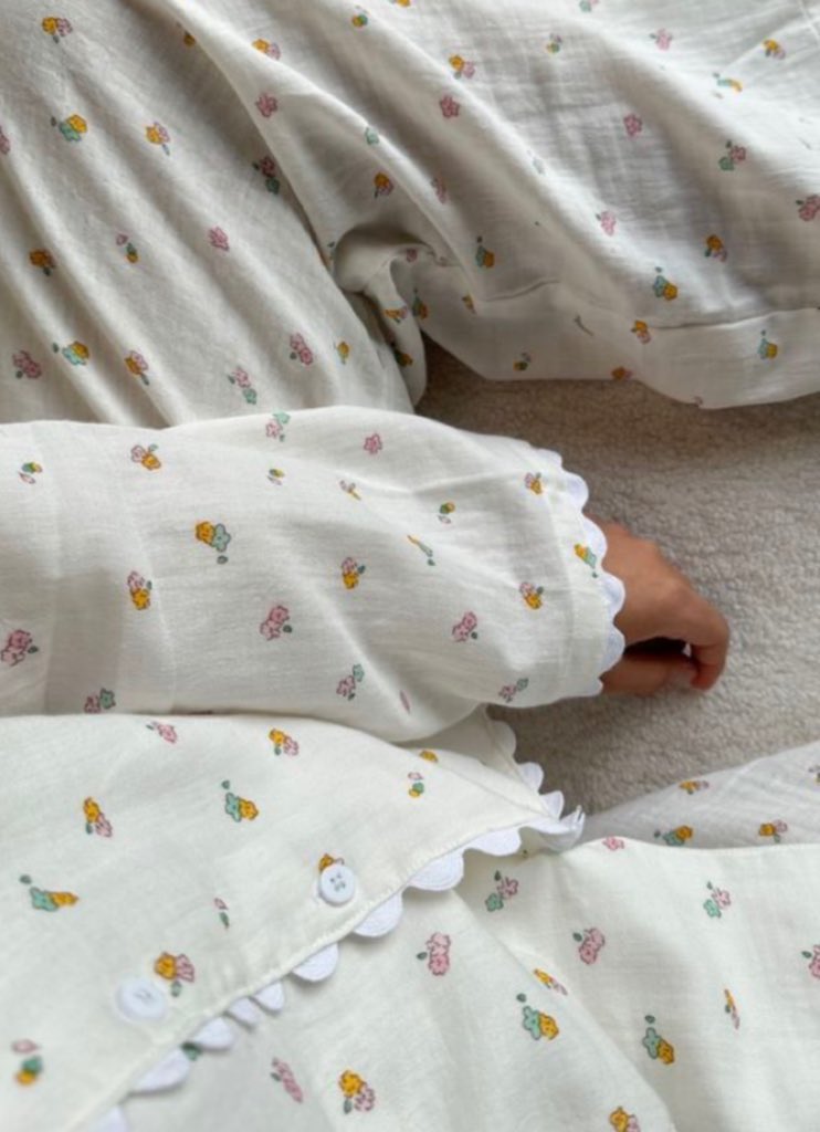 شـذى tweet media