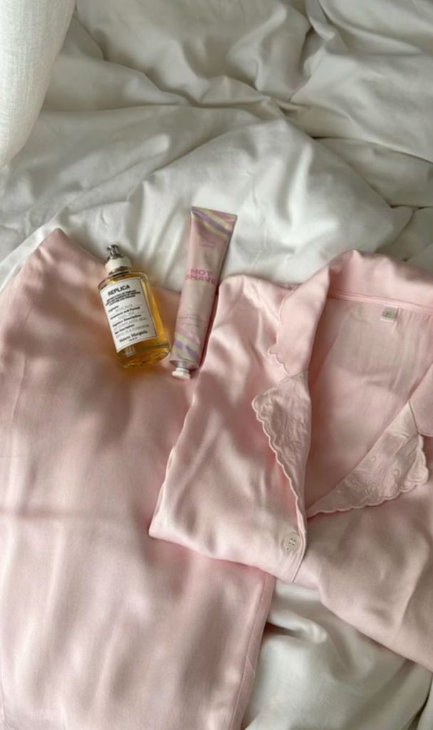 شـذى tweet media