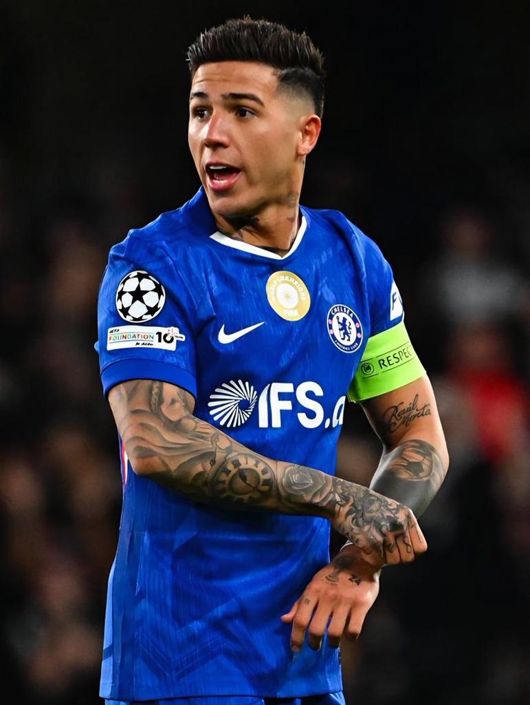 _Somto____'s tweet image. Negotiations or keeping him and meeting up with his term and conditions.
Chelsea should better get sense..

#NEWMAR  #UEFA #UCL