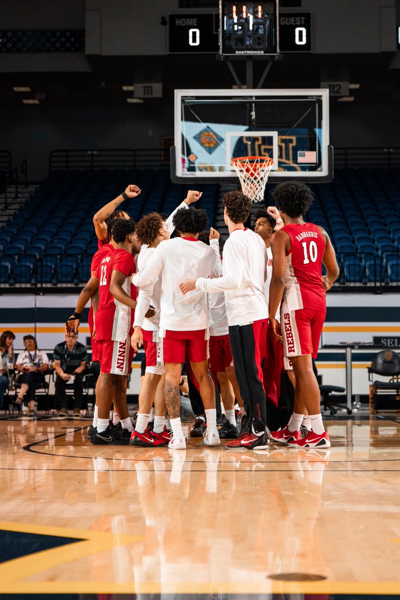 UNLV Men's Basketball tweet media