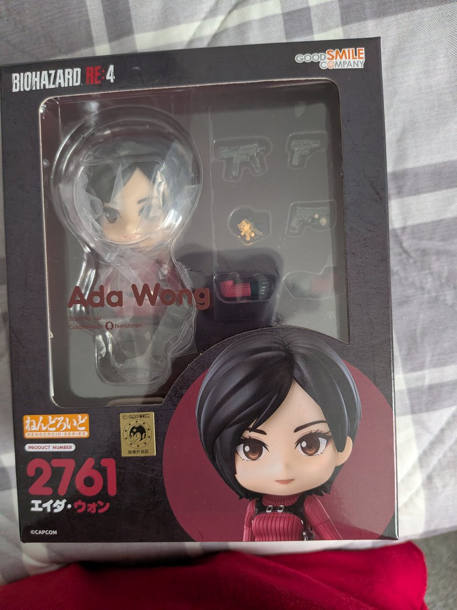 TheSentro tweet media