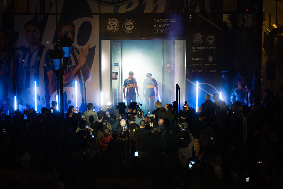 Deportivo Alavés tweet media