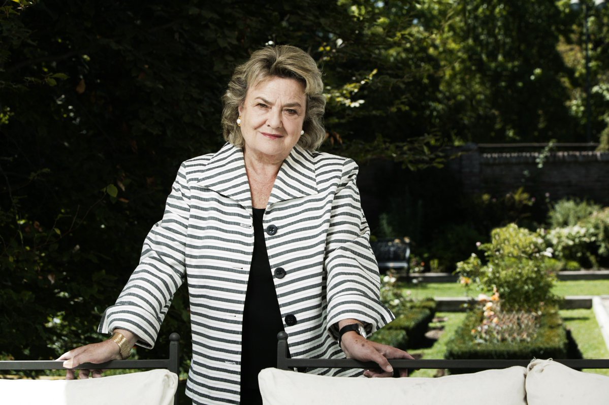 Teatro Municipal de Santiago tweet media