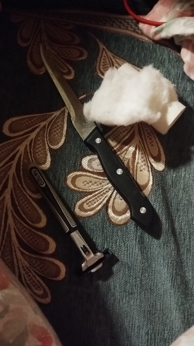 suicidalfagg's tweet photo. 3 more days and I'll off myself https://t.co/VcD2gBdSJF