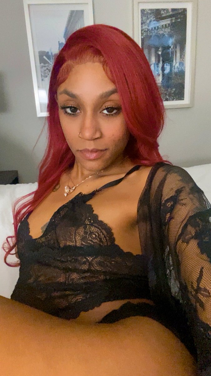 gnarly girl 💋 tweet media