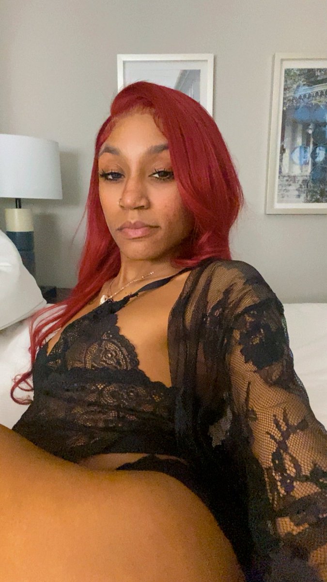 gnarly girl 💋 tweet media