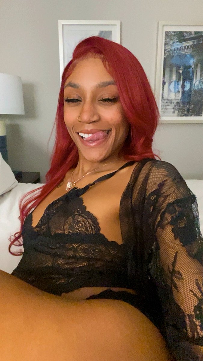 gnarly girl 💋 tweet media