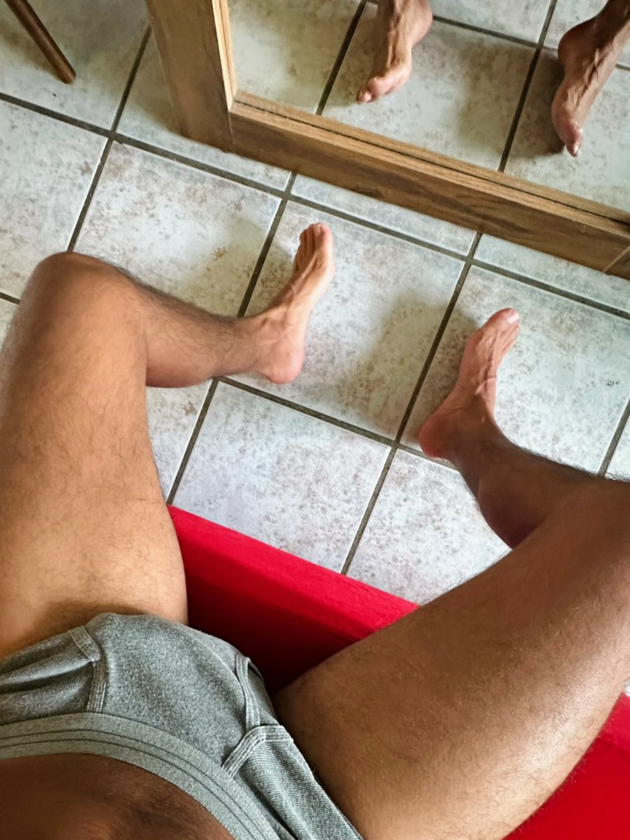 KinkyDom tweet media