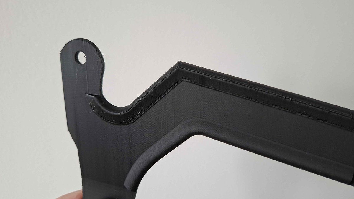 RaptorsDen's tweet photo. To celebrate the good weather... ok this sounds weird... anyway, Spring sale in our Etsy store! 20% off from everything. We updated our basic synth visor desing, now it has a curvature on the top, and updated our 3d printed framework with extra strength
https://t.co/32LxqZlHfD https://t.co/M7rCEekPp2