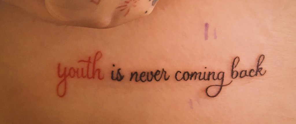 vi⁷⊙⊝⊜ tweet media