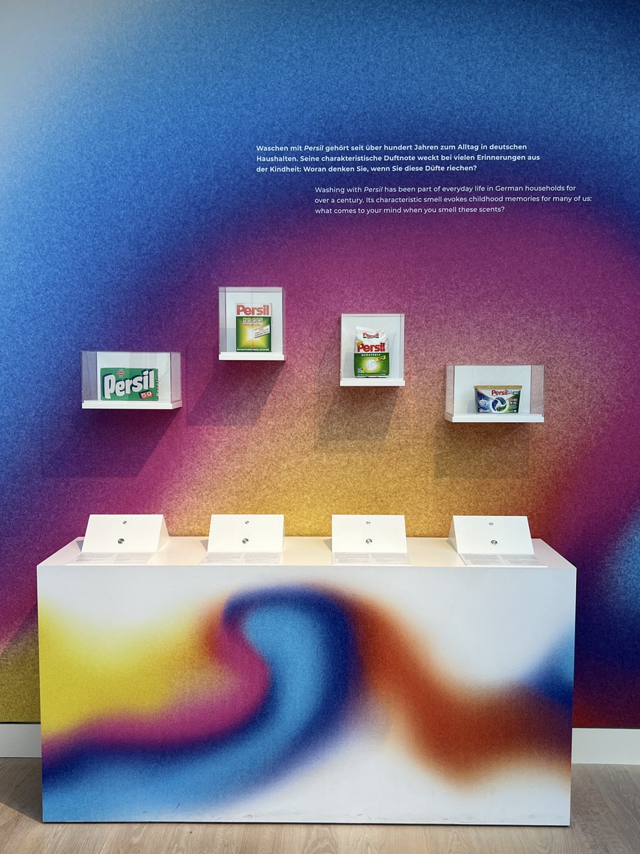 Grandios! Ausstellung „Die geheime Macht der Düfte“ im Museum Kunstpalast in Düsseldorf!