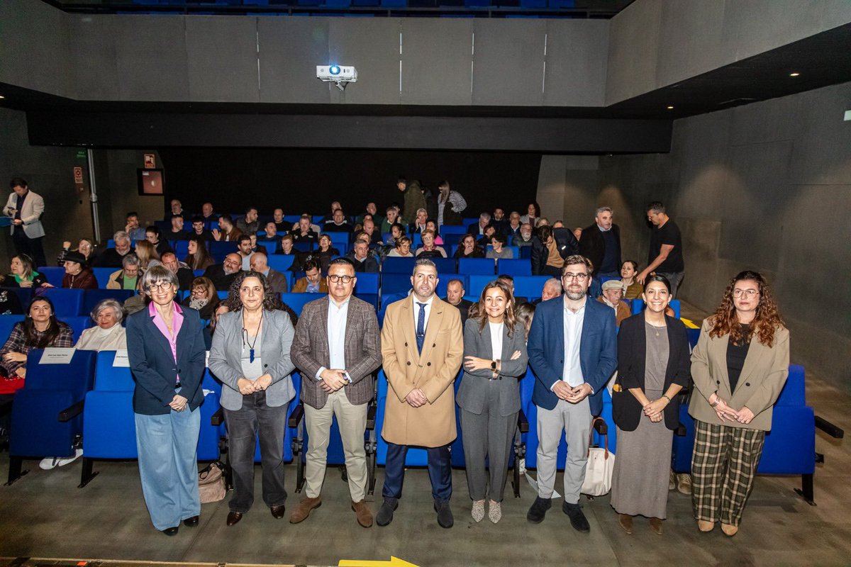 José González Vázquez tweet media